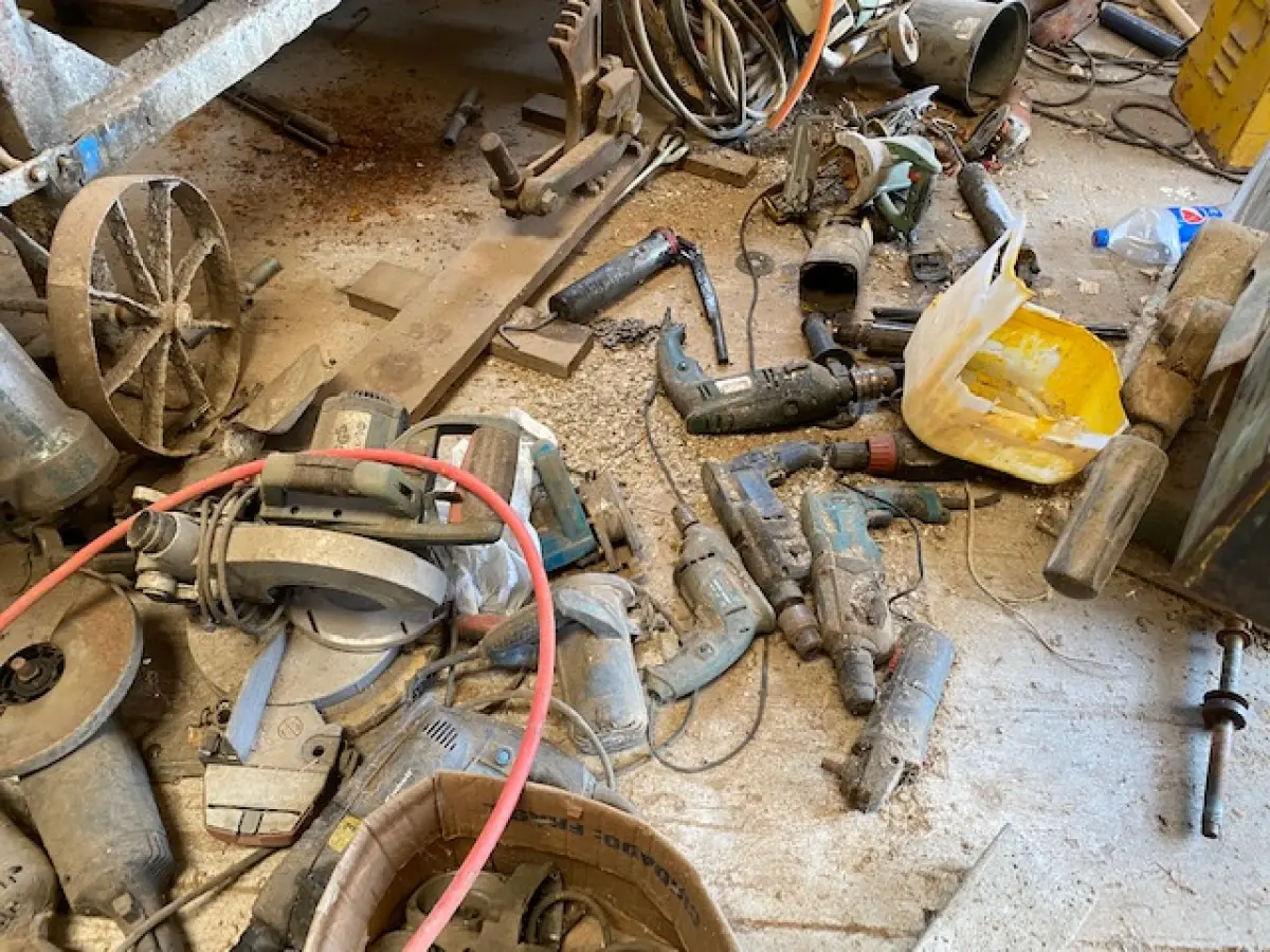 LOTE 016 - Serra esquadria