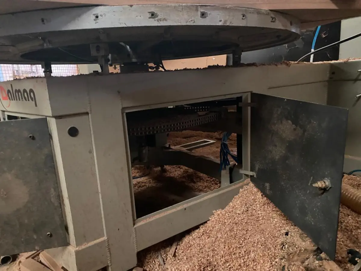 LOTE 001 - LOTE DE SUCATAS DE MAQUINAS