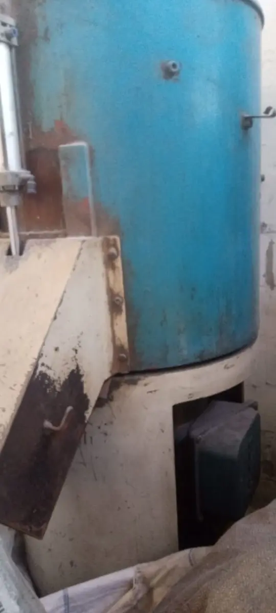 LOTE 001 - Lote englobado de todos os itens do leilão