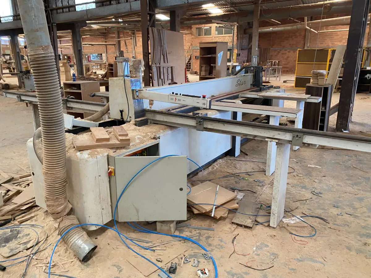 LOTE 001 - LOTE ENGLOBADO DE TODA A FÁBRICA