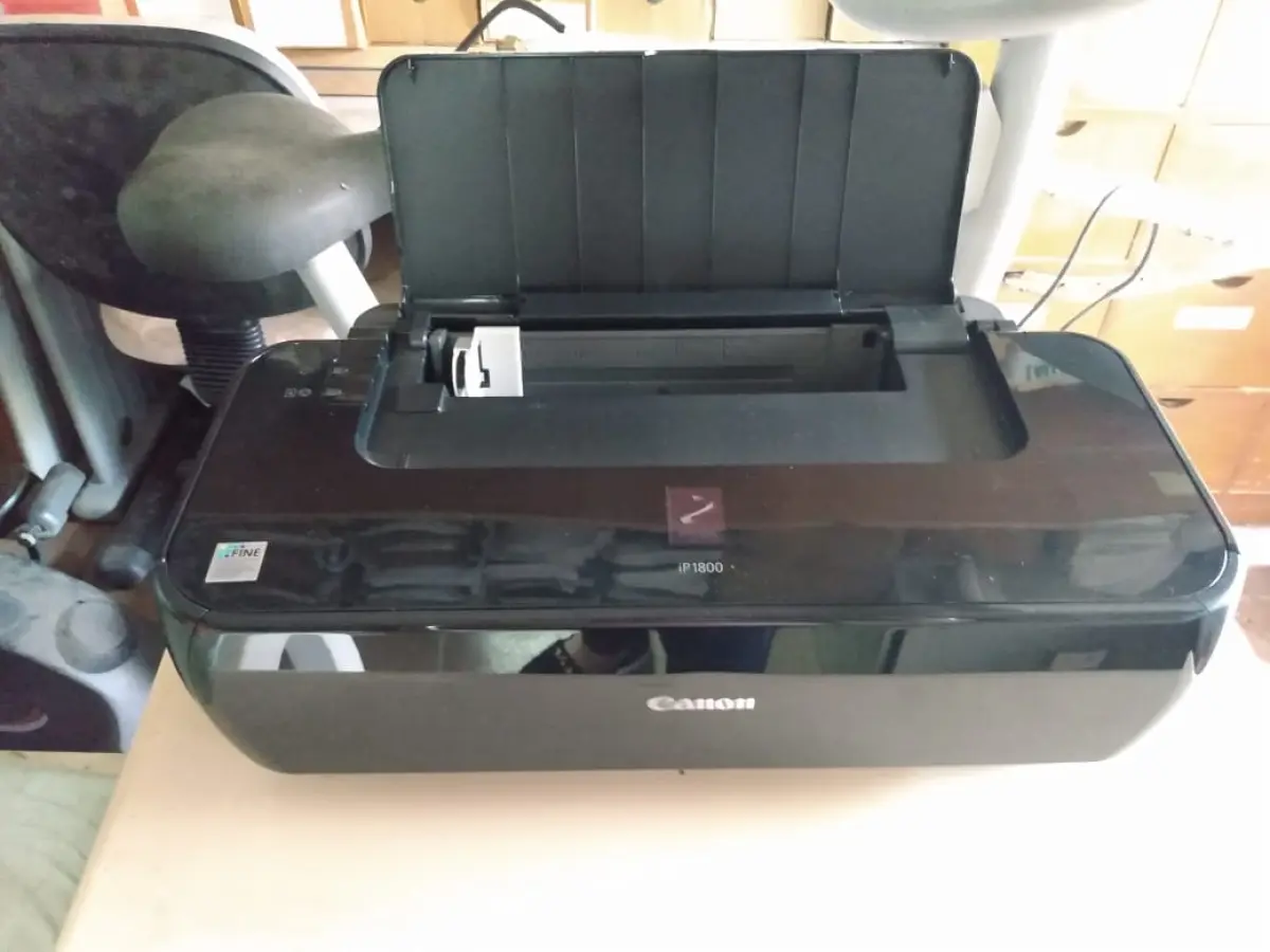 LOTE 03 - impressora hp deskjet 1300 series