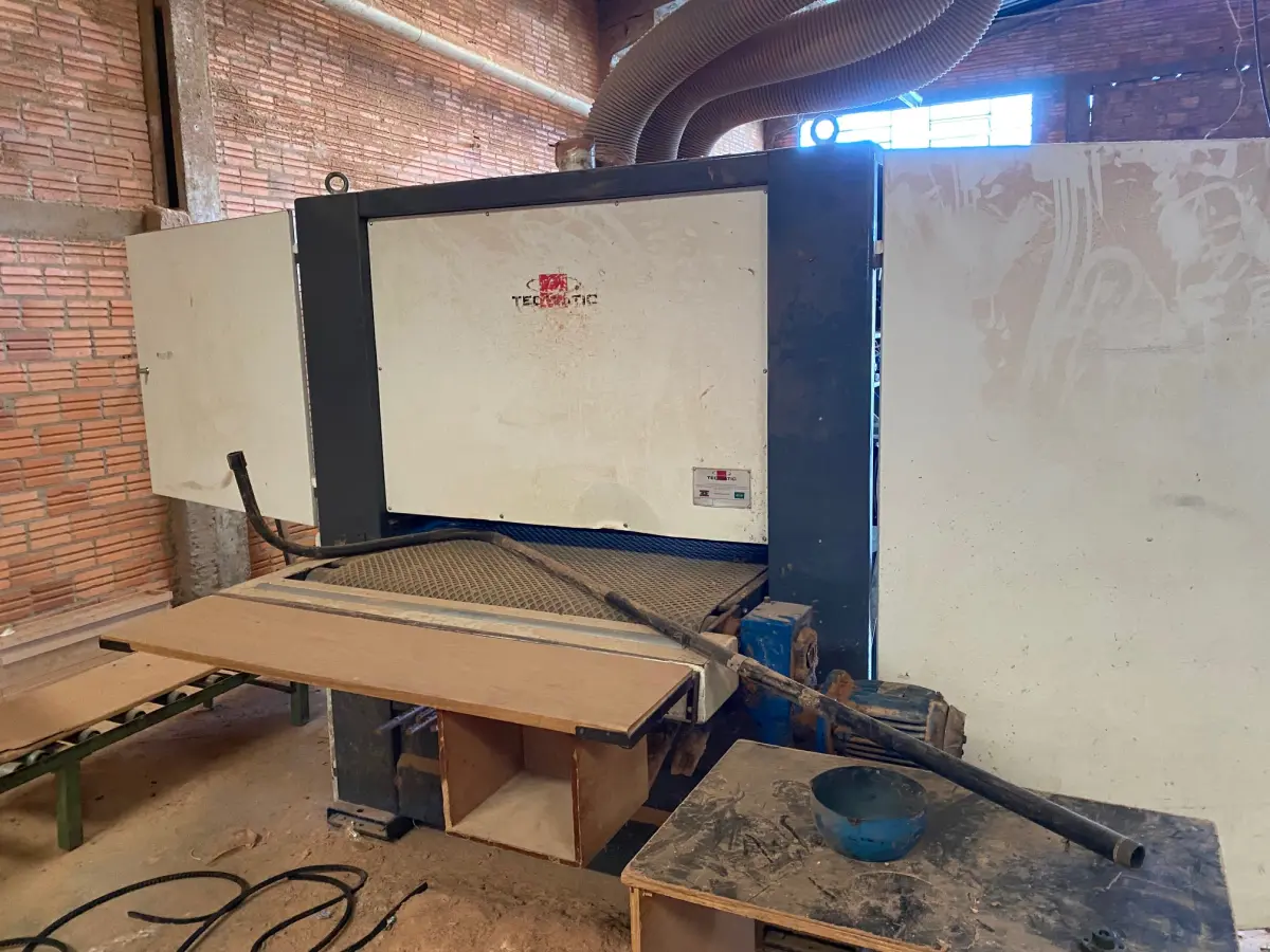 LOTE 001 - LOTE ENGLOBADO DE TODA A FÁBRICA