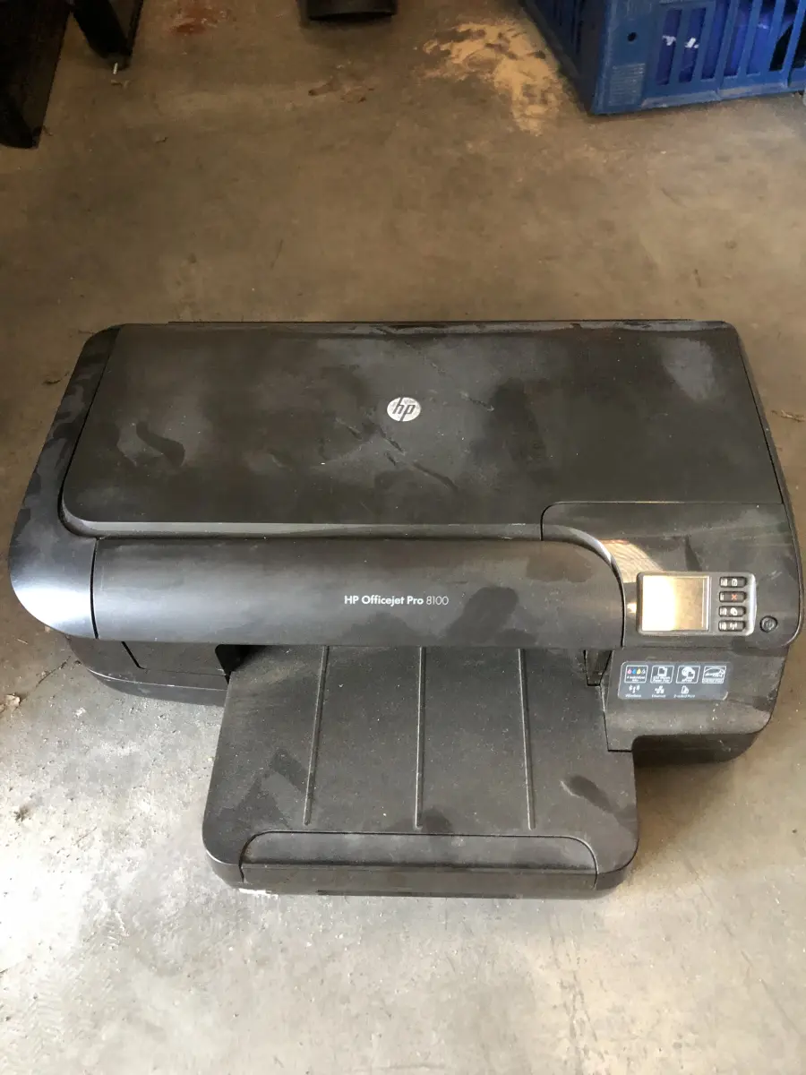 LOTE 045 - impressora hp officejet pro 8100 com defeito