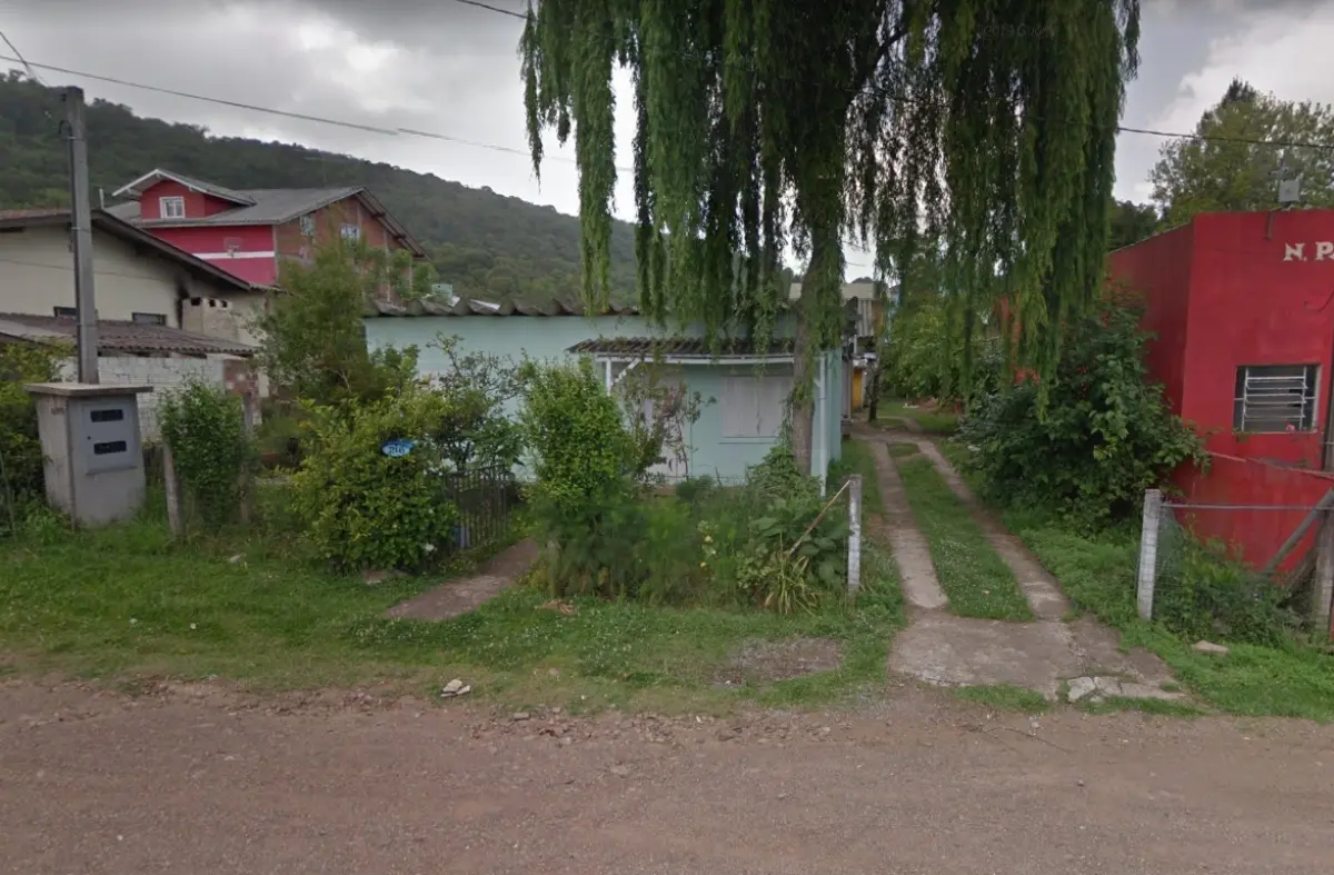 LOTE  - TERRENO E CASA EM NOVA PRETRÓPOLIS