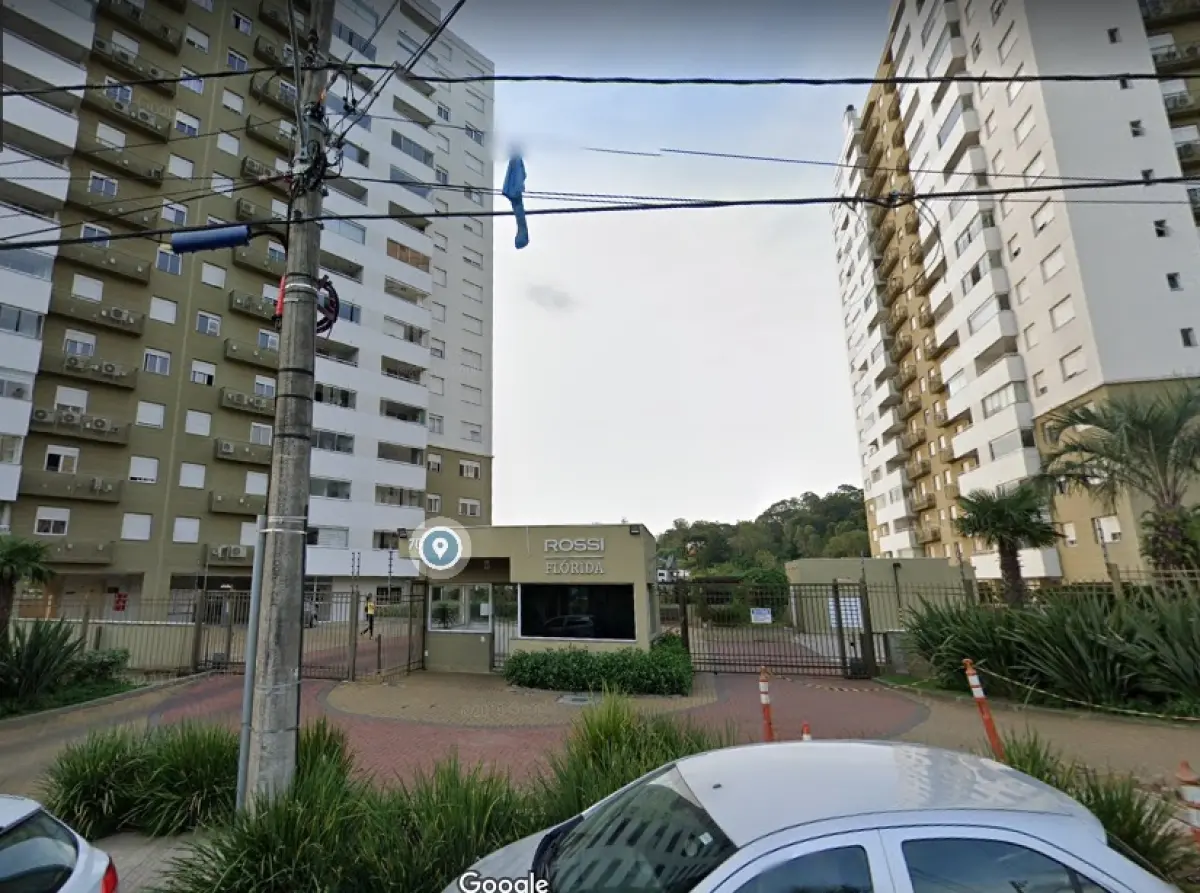 LOTE  - BOX NO COND. ROSSI FLÓRIDA, EM POA