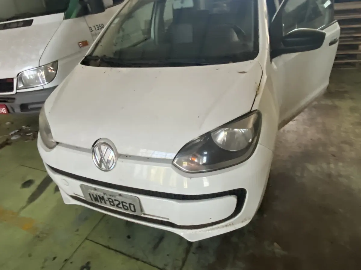 LOTE 06 - VW UP Take MA