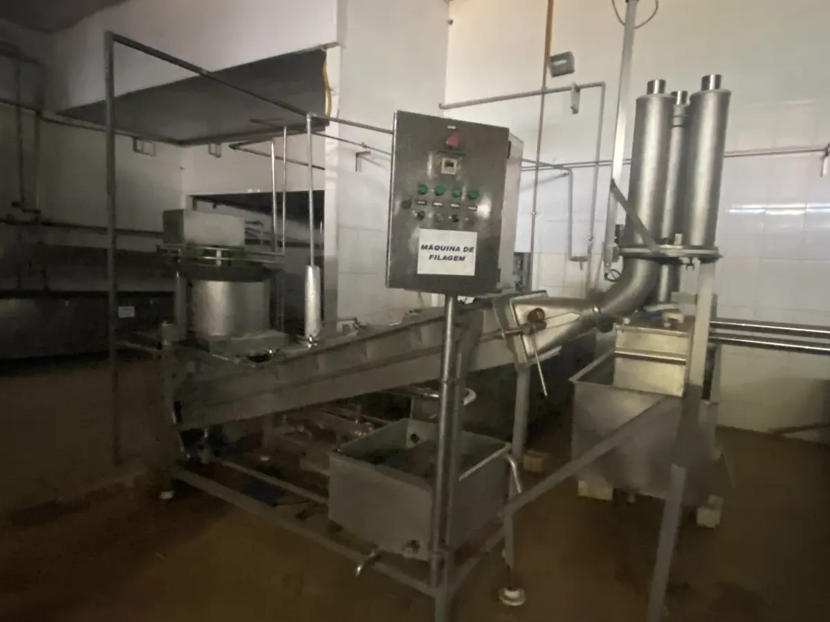 LOTE 024 - 01 Filadeira monobloco 1000 Kg /h