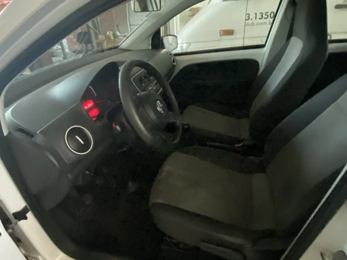 LOTE 06 - VW UP Take MA