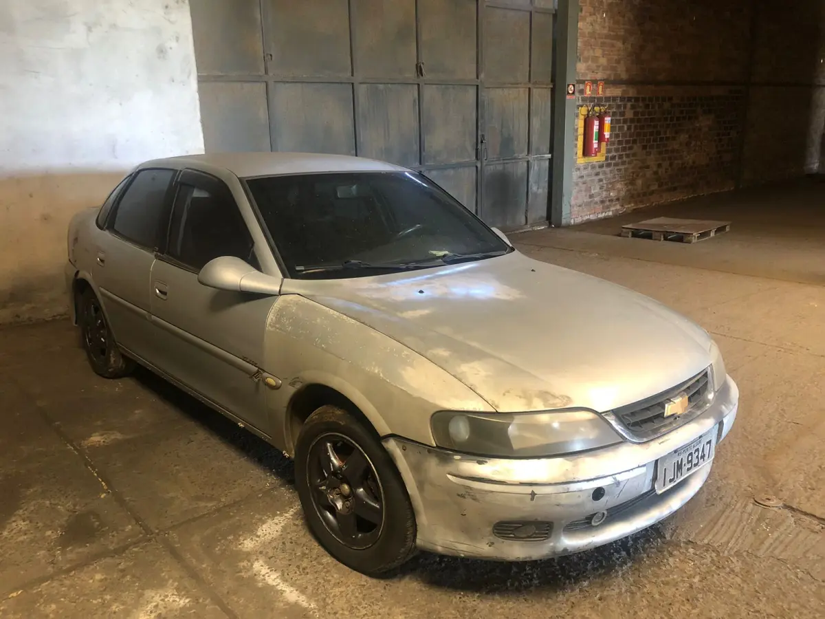 LOTE  - VEÍCULO GM/VECTRA CD 2000