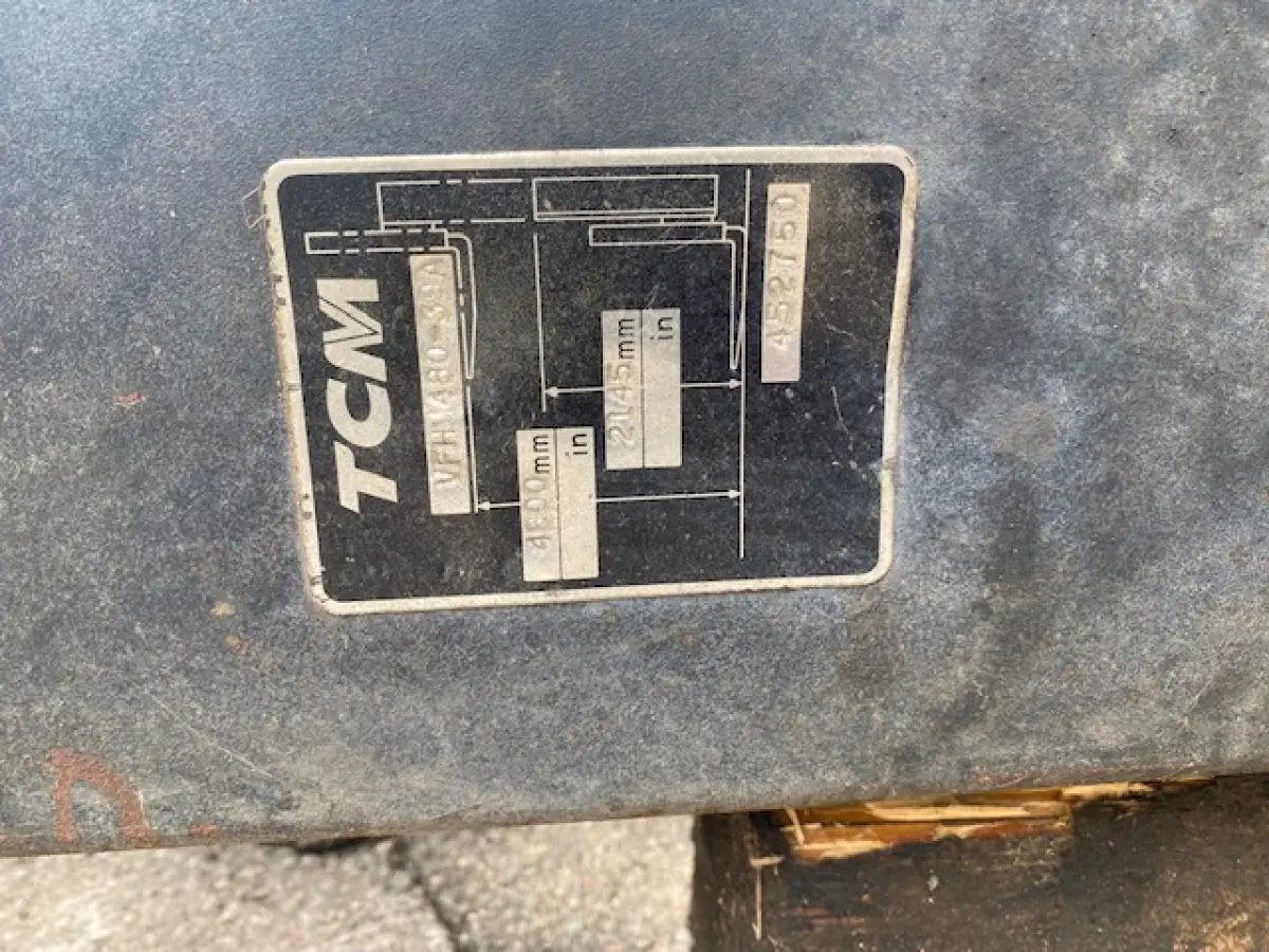 LOTE 003 - Empilhadeira TCM FG35T6