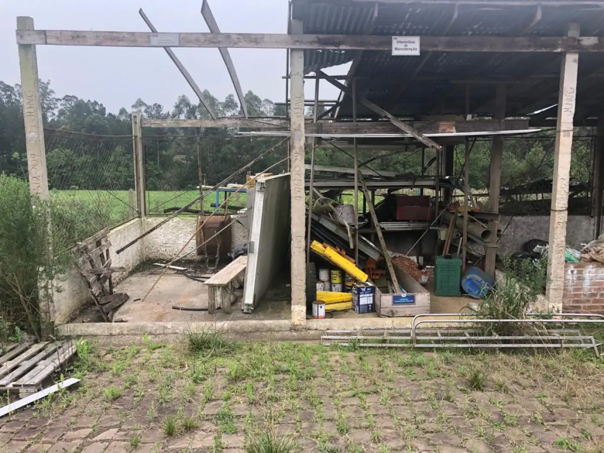 LOTE 2 - BENS MÓVEIS/EQUIPAMENTOS