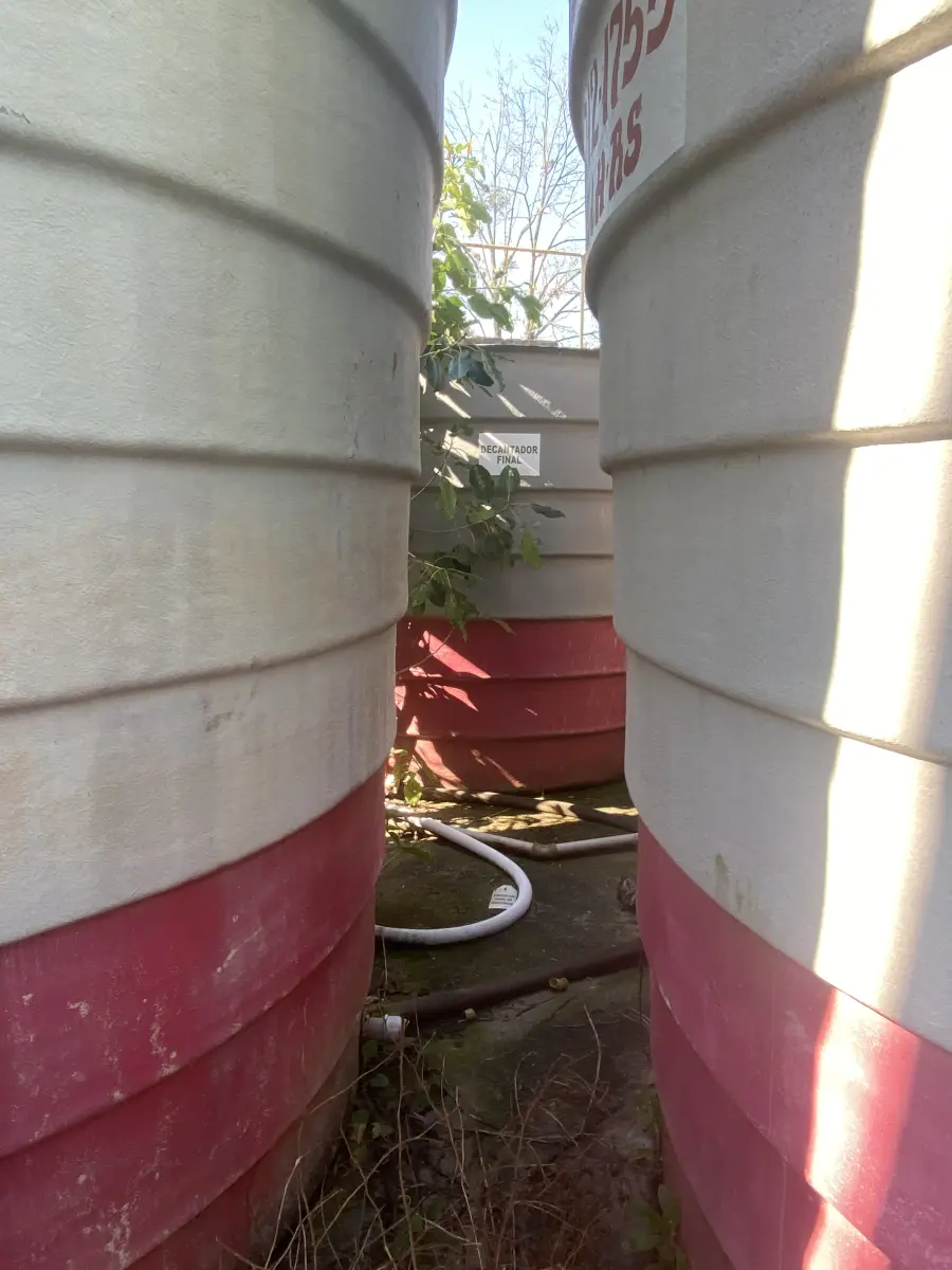 LOTE 045 - lote de 6 tanques  fibra diversos tamanhos, linha de decantação de residuos, tratamento de efluentes ETE