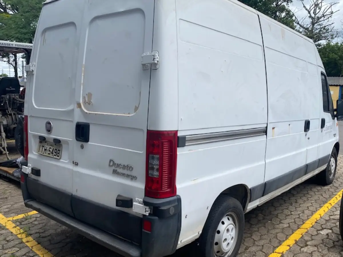 LOTE 006 - Camionete Furgão Fiat Ducato Maxicargo