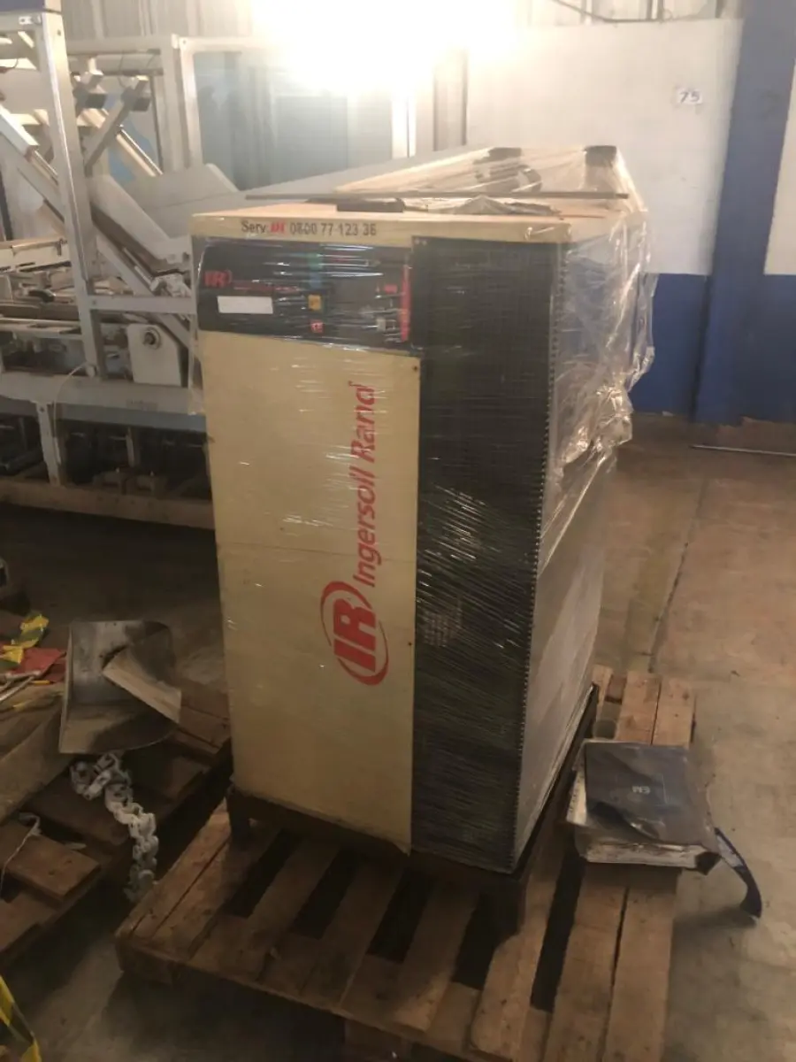 LOTE 2 - BENS MÓVEIS/EQUIPAMENTOS