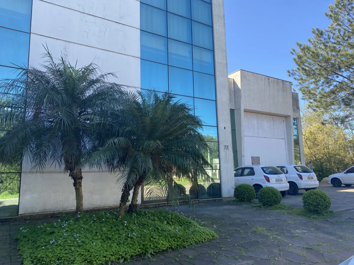 LOTE 01 - PROPOSTA NA SEGUINTES CONDIÇOES 25% DE ENTRADA E SALDO EM 30 PARCELAS CORRIGIDAS PELA POUPANÇAPRÉDIO COMERCIAL 506M2