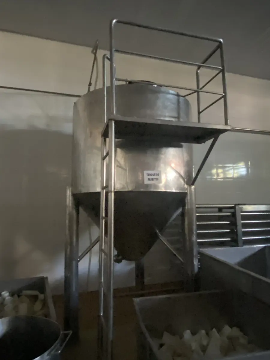 LOTE 026 - 01 Tanque de inox 5.000 litros para rejeito
