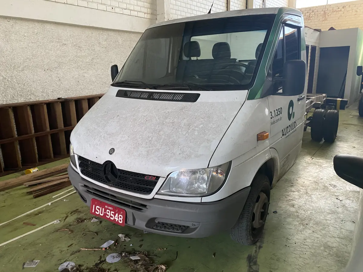 LOTE 03 - Mercedes Benz  413 CDI Sprinter C