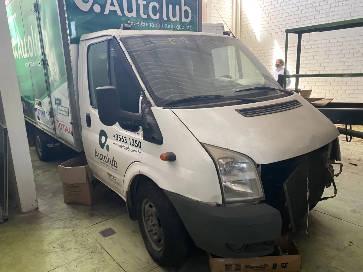 LOTE 04 - FORD Transit 350L CC