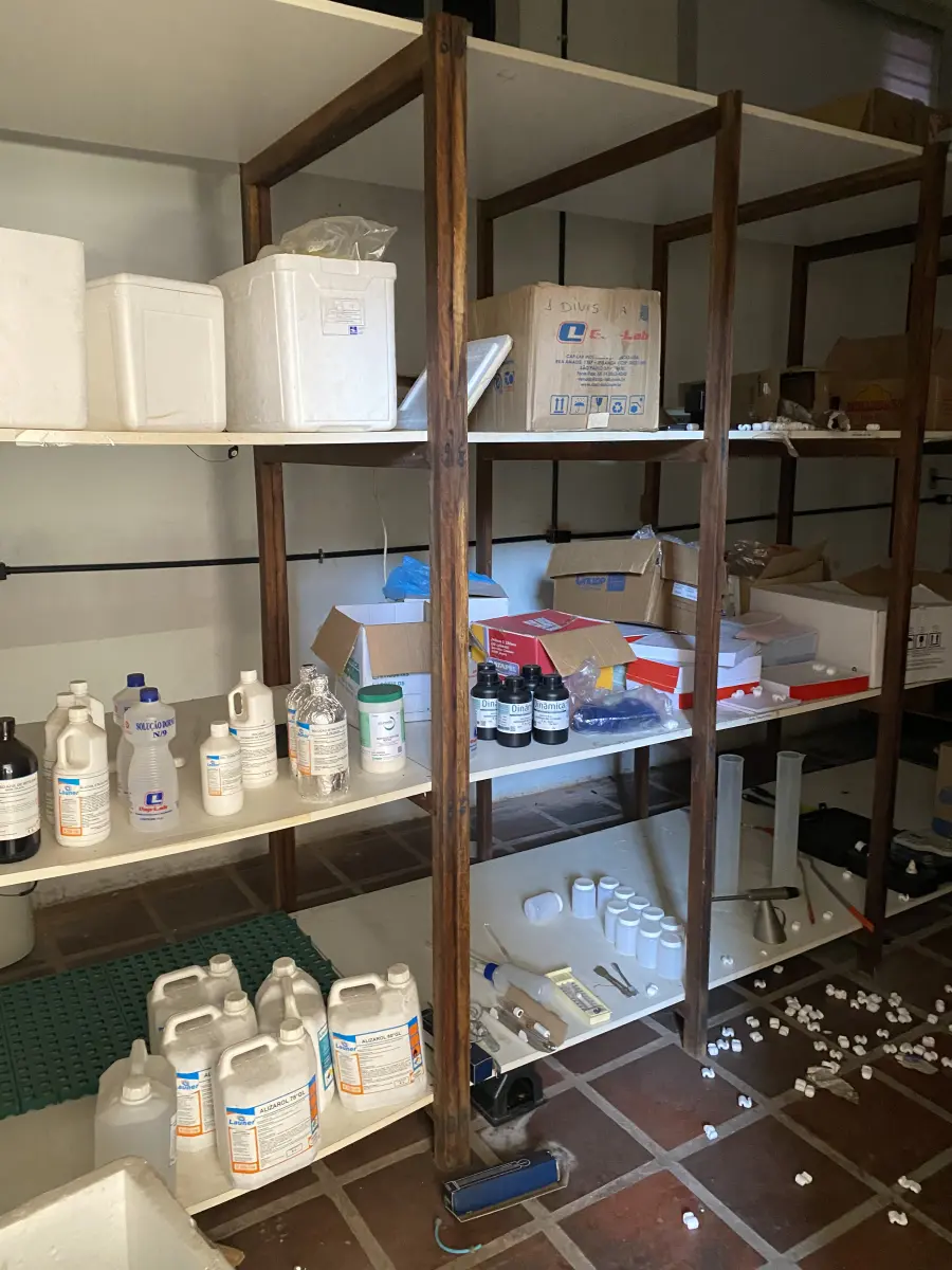 LOTE 001 - Imóvel e maquinas para laticínio