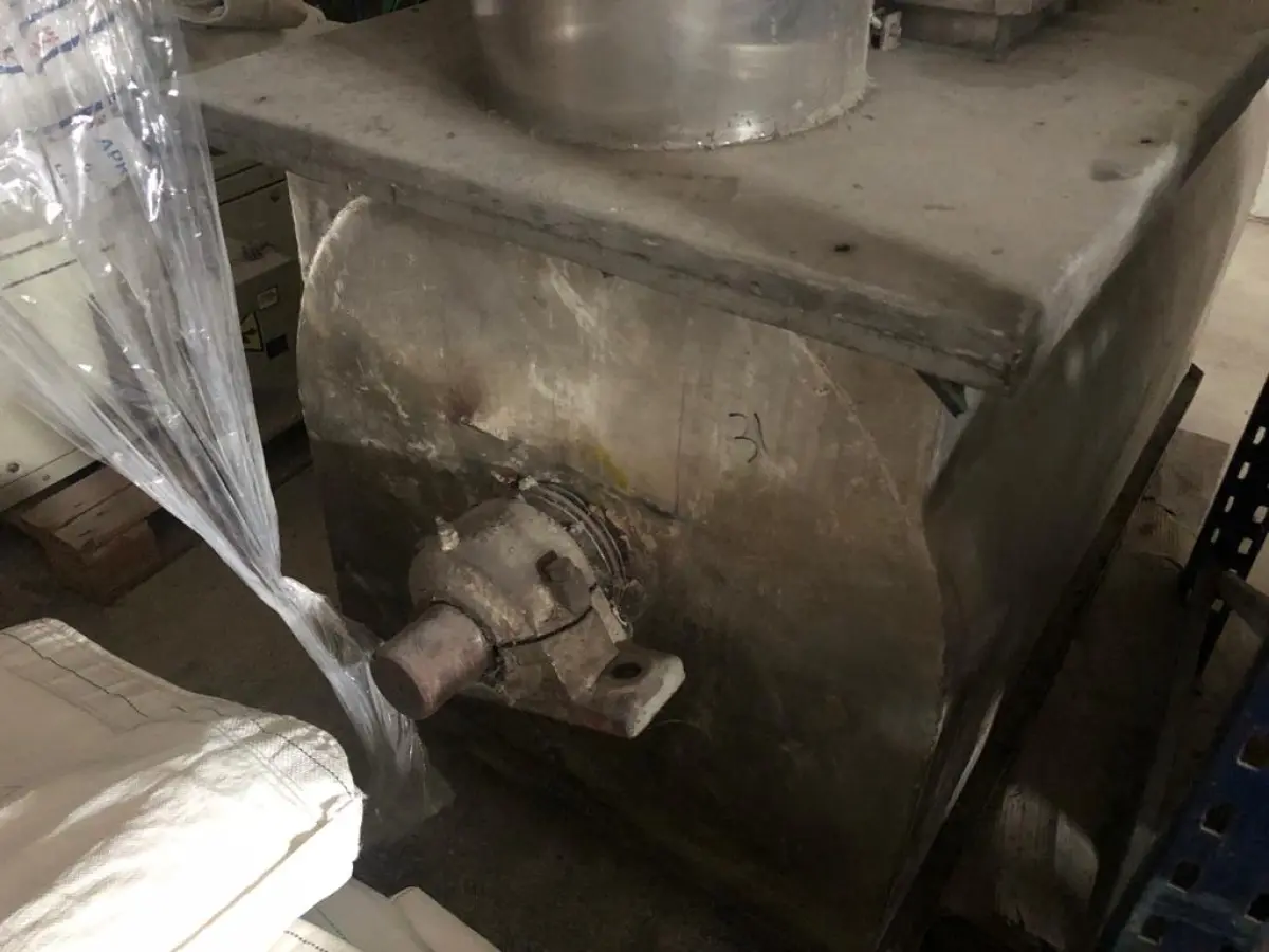 LOTE 026 - MISTURADOR S/MOTOR, ano 2010