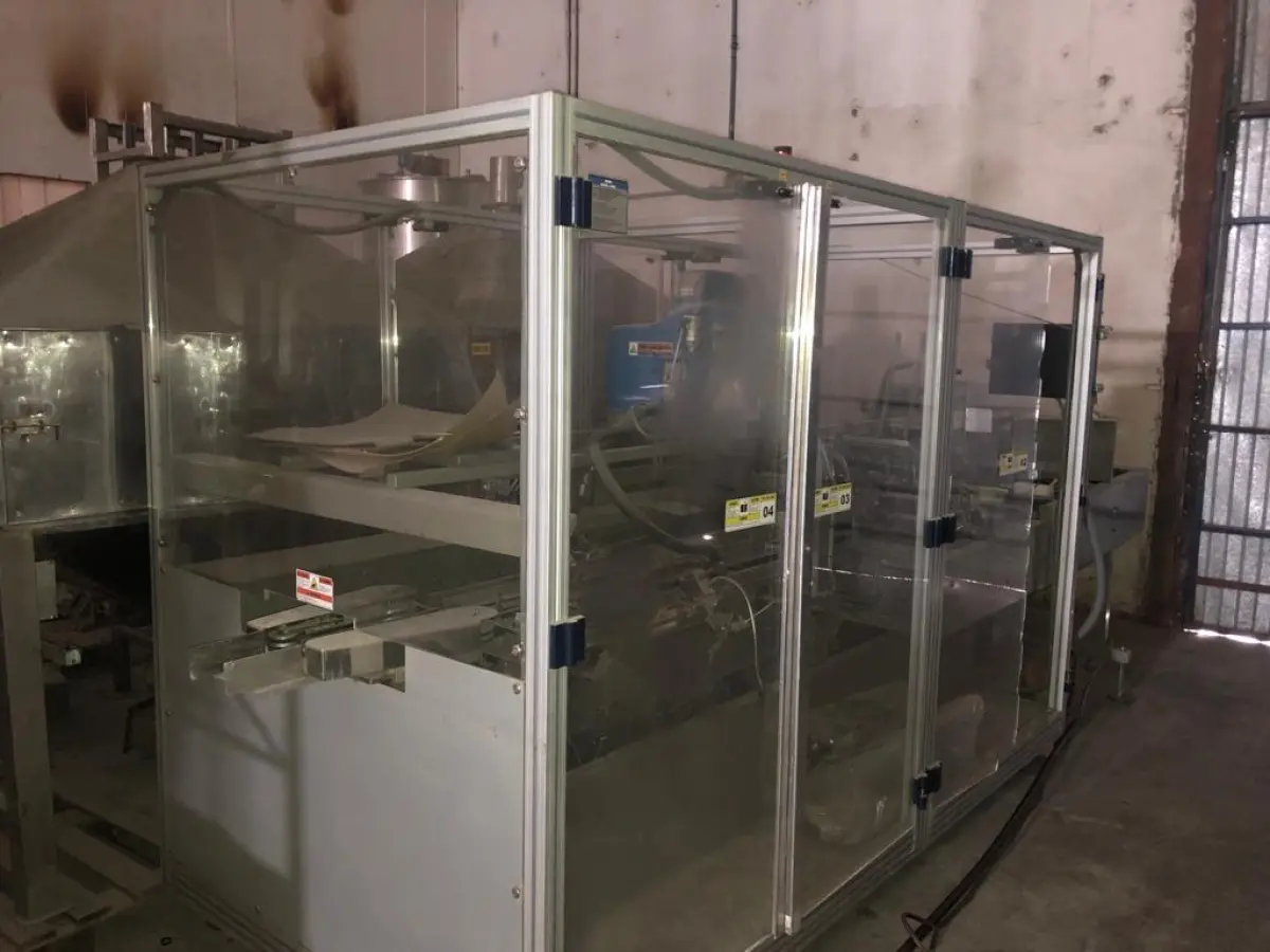 LOTE 034 - ENCARTUCHADEIRA VOLLERCAT FABRIMA, ano 2014