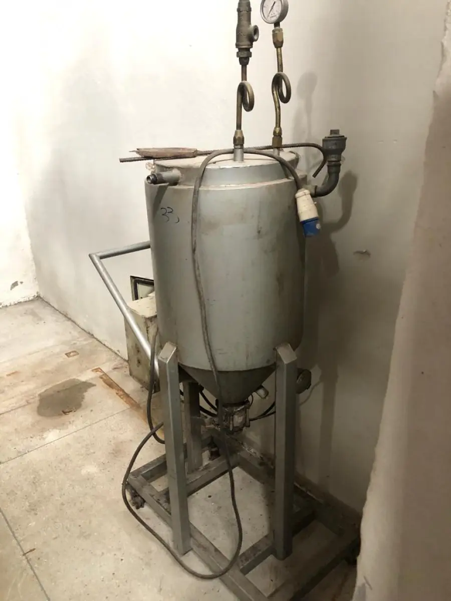 LOTE 028 - TACHO PREPARADOR 70 cm ALTURA 70cm DIÂMETRO, ano 2007