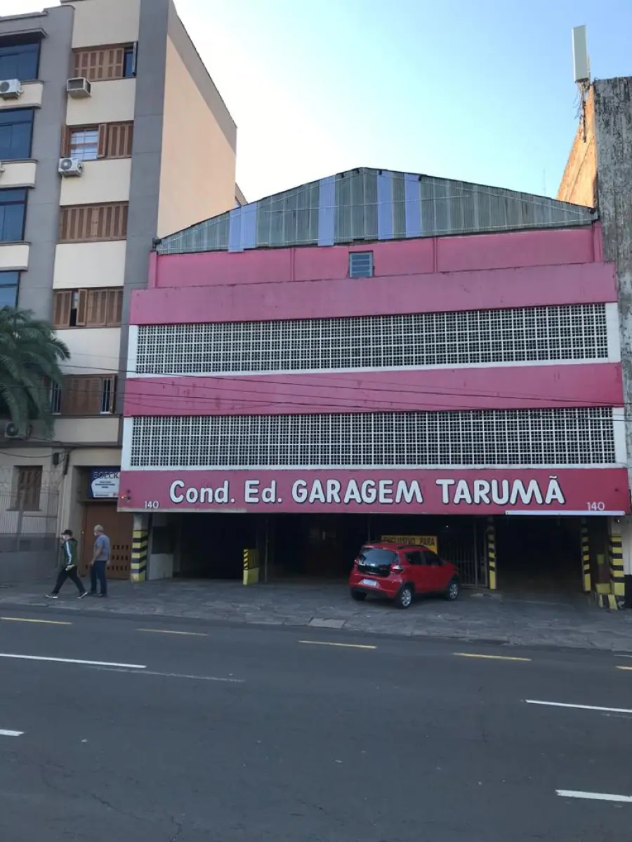 LOTE 000 - BOX NO ED. GARAGEM TARUMÃ, AV. INDEPENDÊNCIA, POA