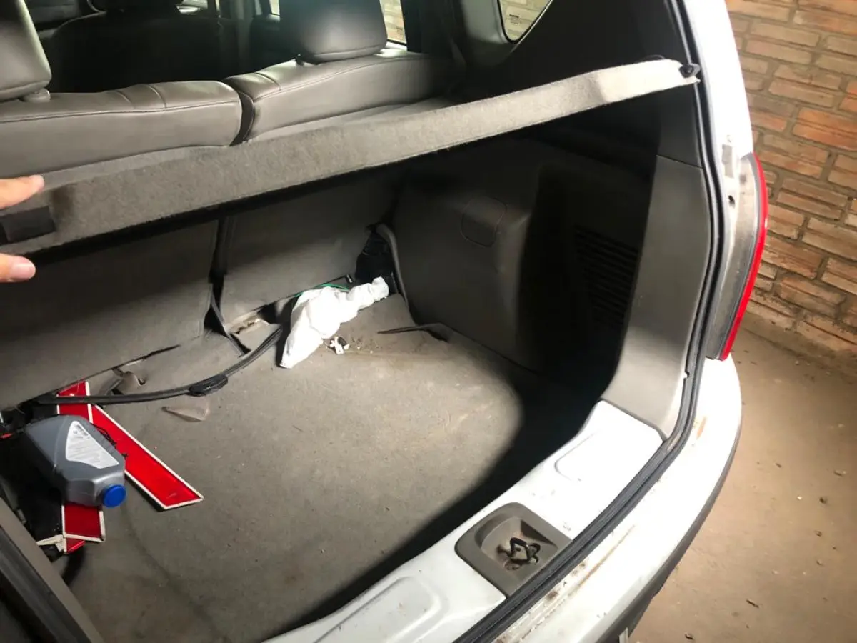 LOTE 000 - VEÍCULO NISSAN/LIVINA 10/11