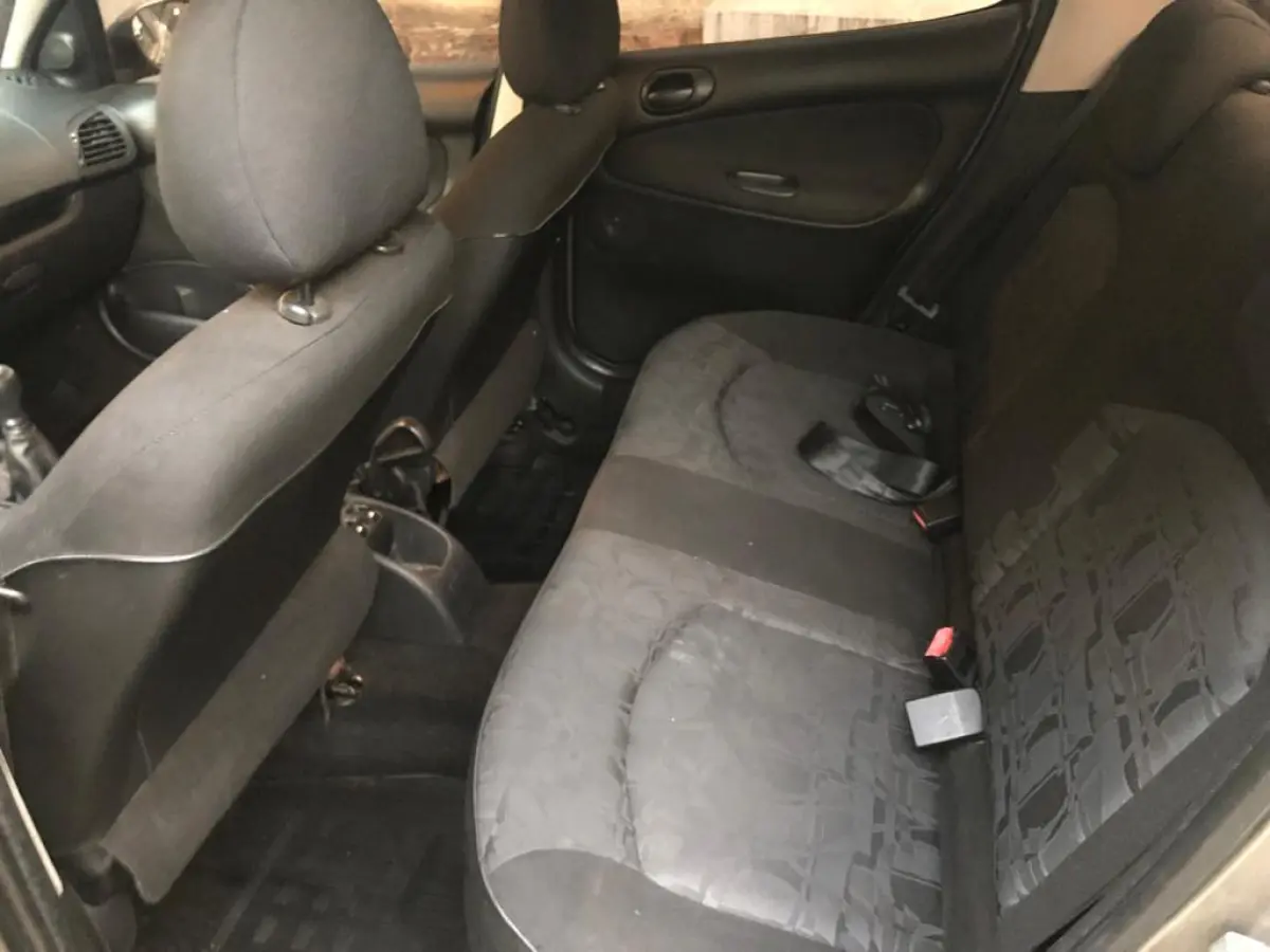 LOTE 000 - VEÍCULO PEUGEOT 207, 09/09