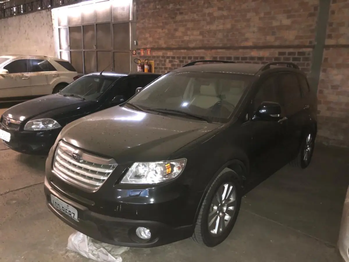 LOTE  - SUBARU TRIBECA