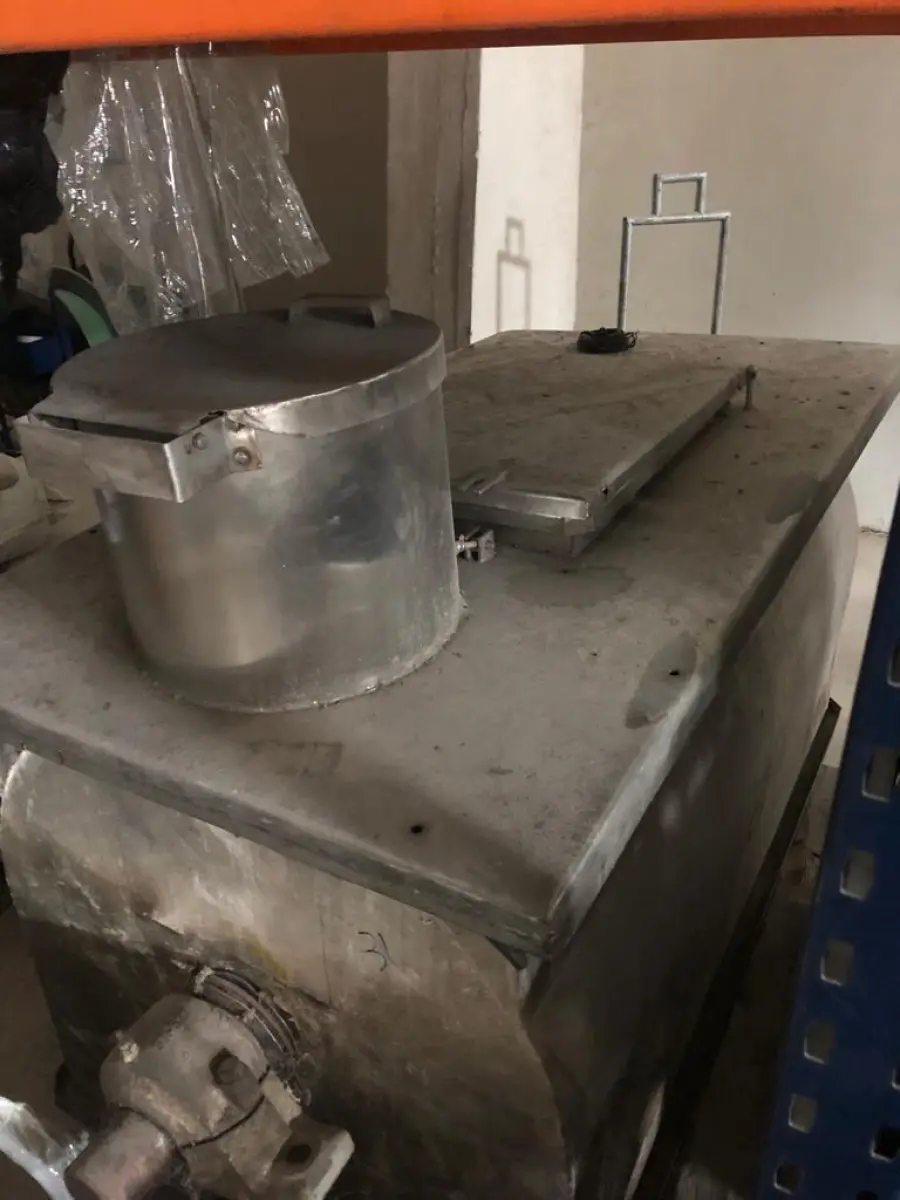 LOTE 026 - MISTURADOR S/MOTOR, ano 2010