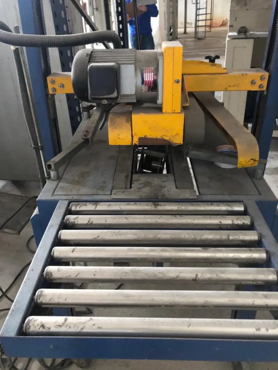 LOTE 014 - SELADORA DE CAIXA Carton Sealing Machine, modelo EXC-103TB