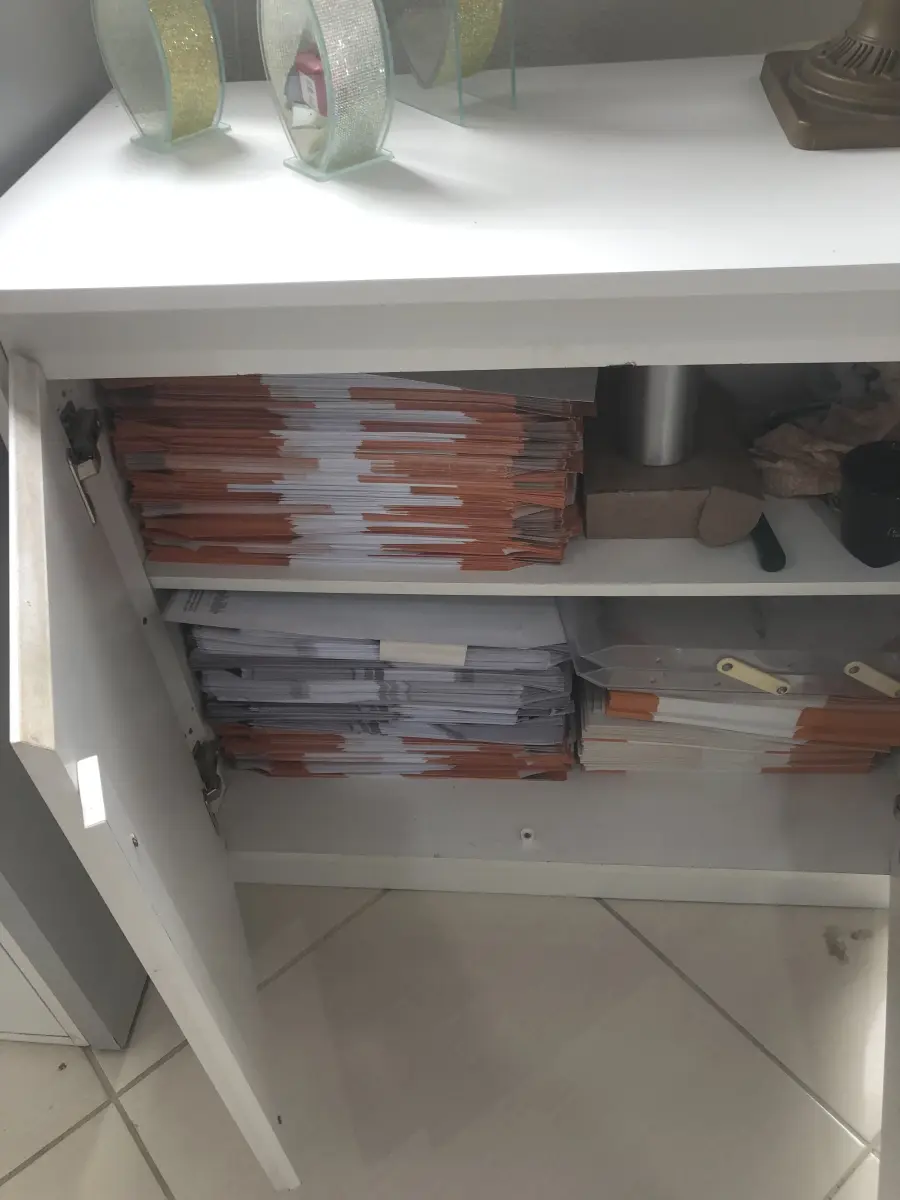 LOTE 069 - Armario baixo 2 portas, armário 2 portas, armario 1 porta 