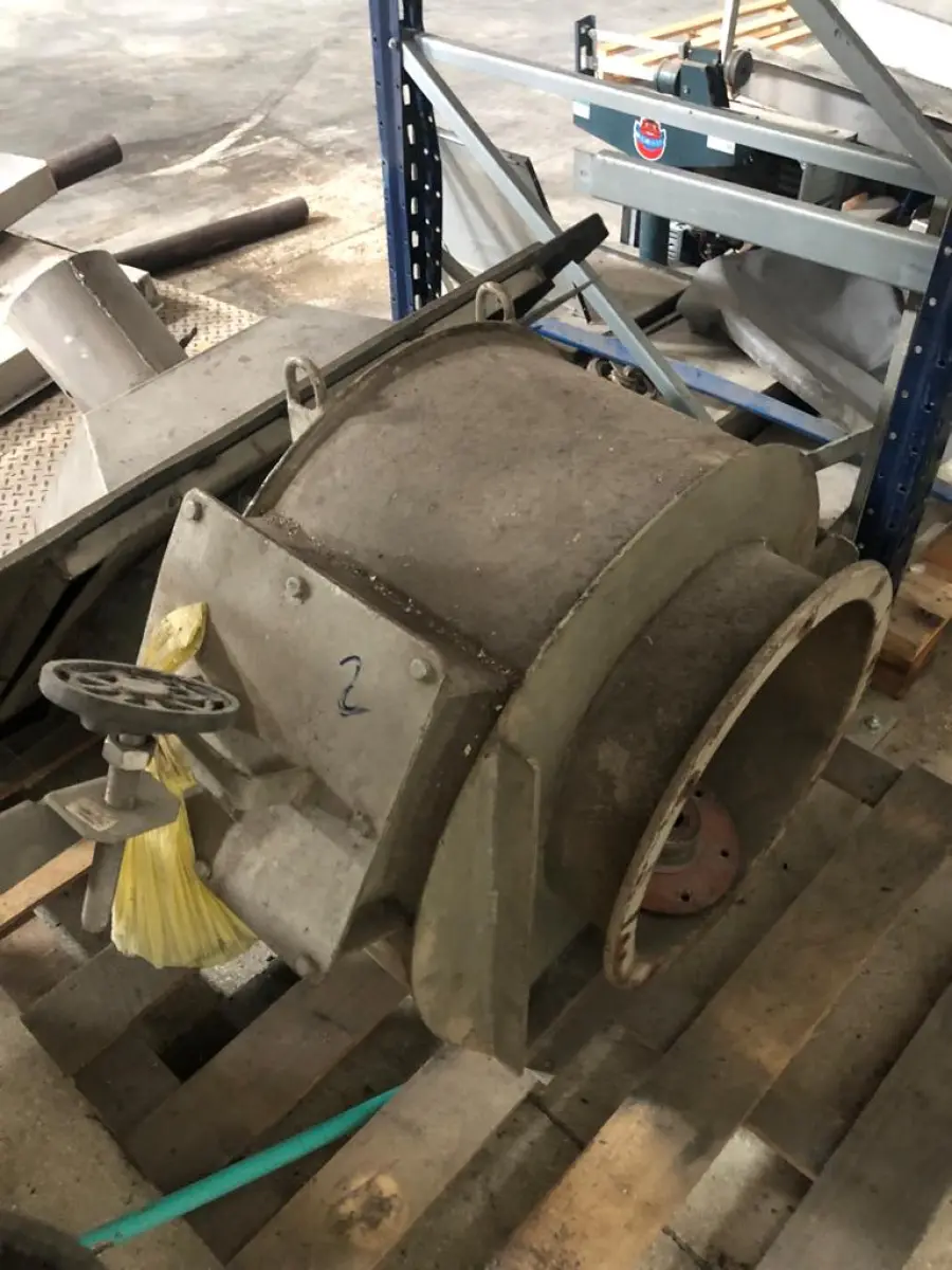 LOTE 003 - CARCAÇA DE EXAUSTOR, ano 2005