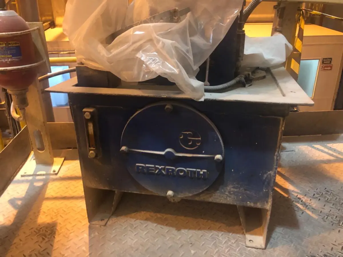 LOTE 053 - Laminador em mau estado