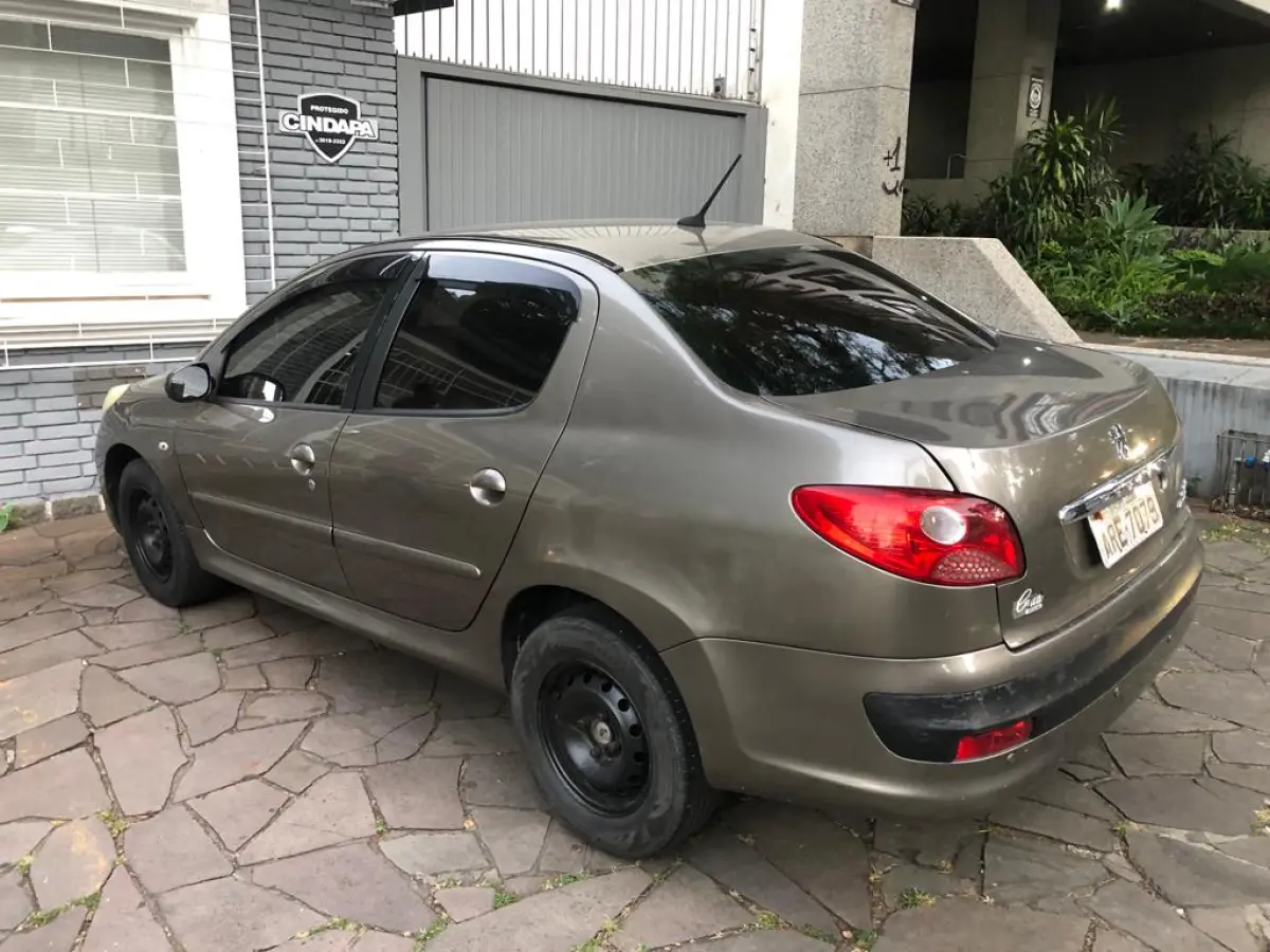 LOTE 000 - VEÍCULO PEUGEOT 207, 09/09