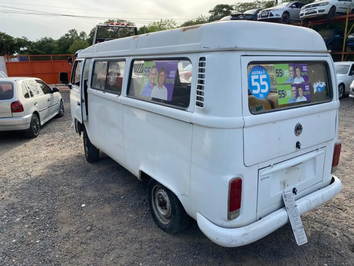 LOTE  - WV KOMBI 04/05
