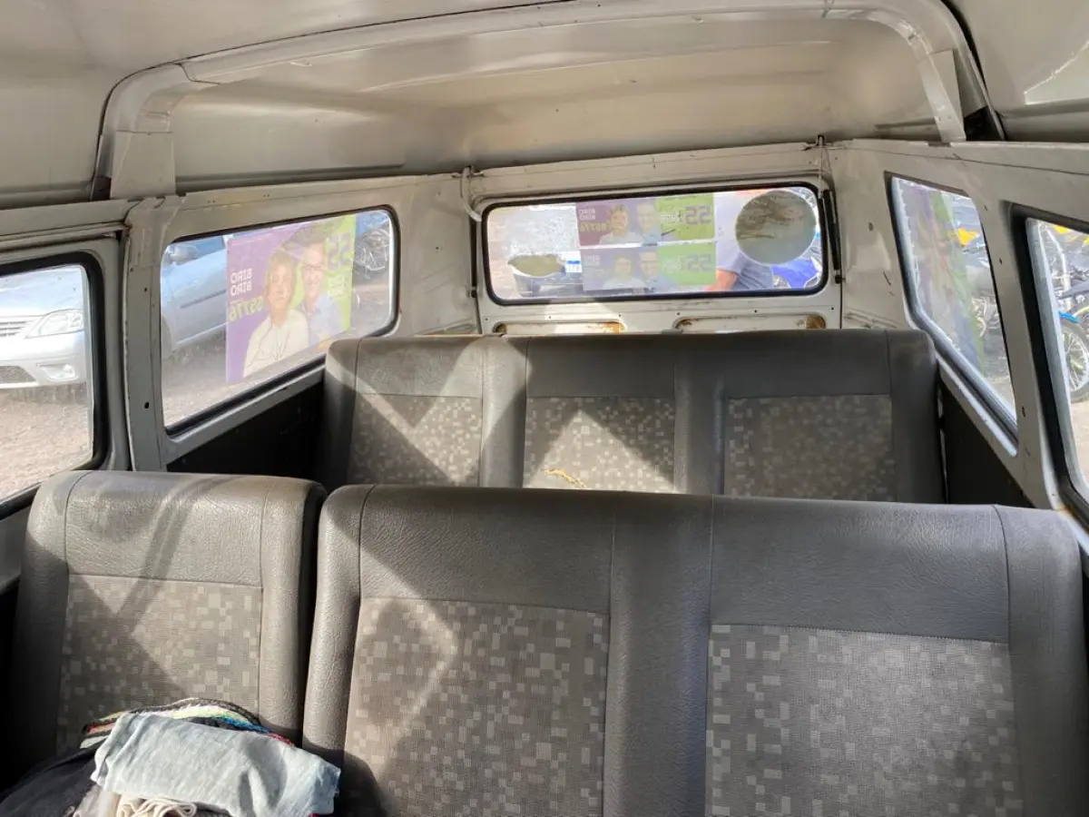 LOTE  - WV KOMBI 04/05