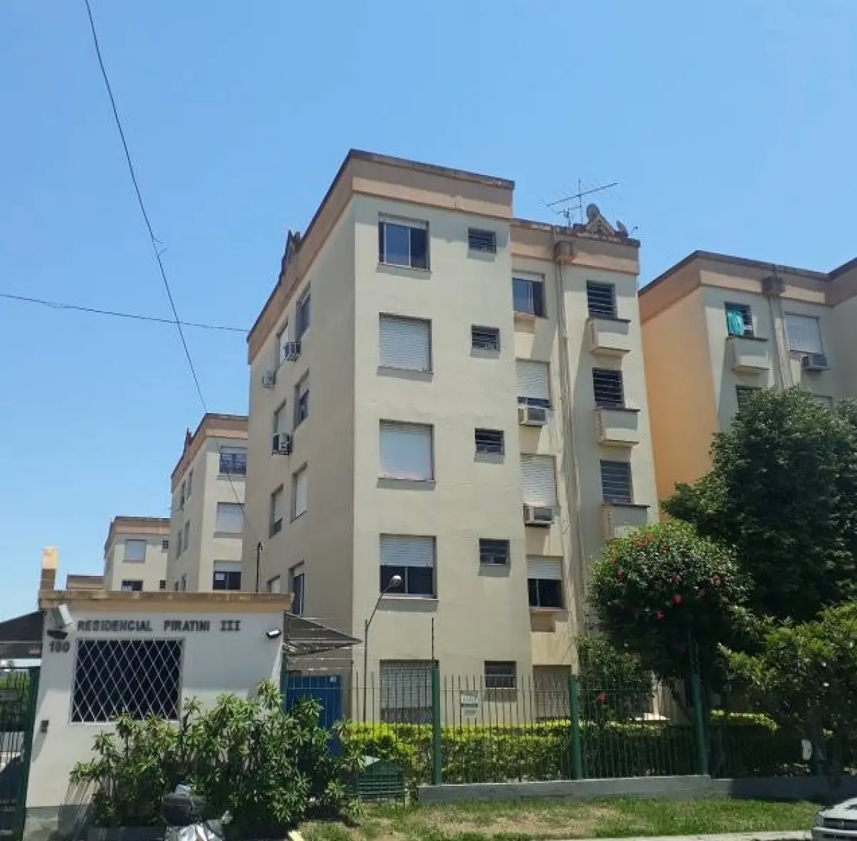 LOTE  - APTO B. MORRO SANTANA, EM POA