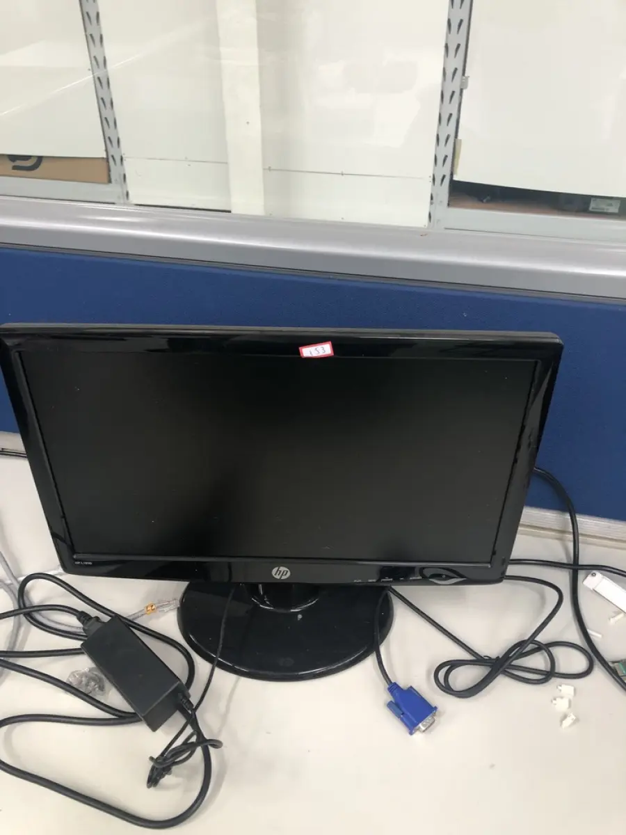 LOTE 153 - Monitor HP