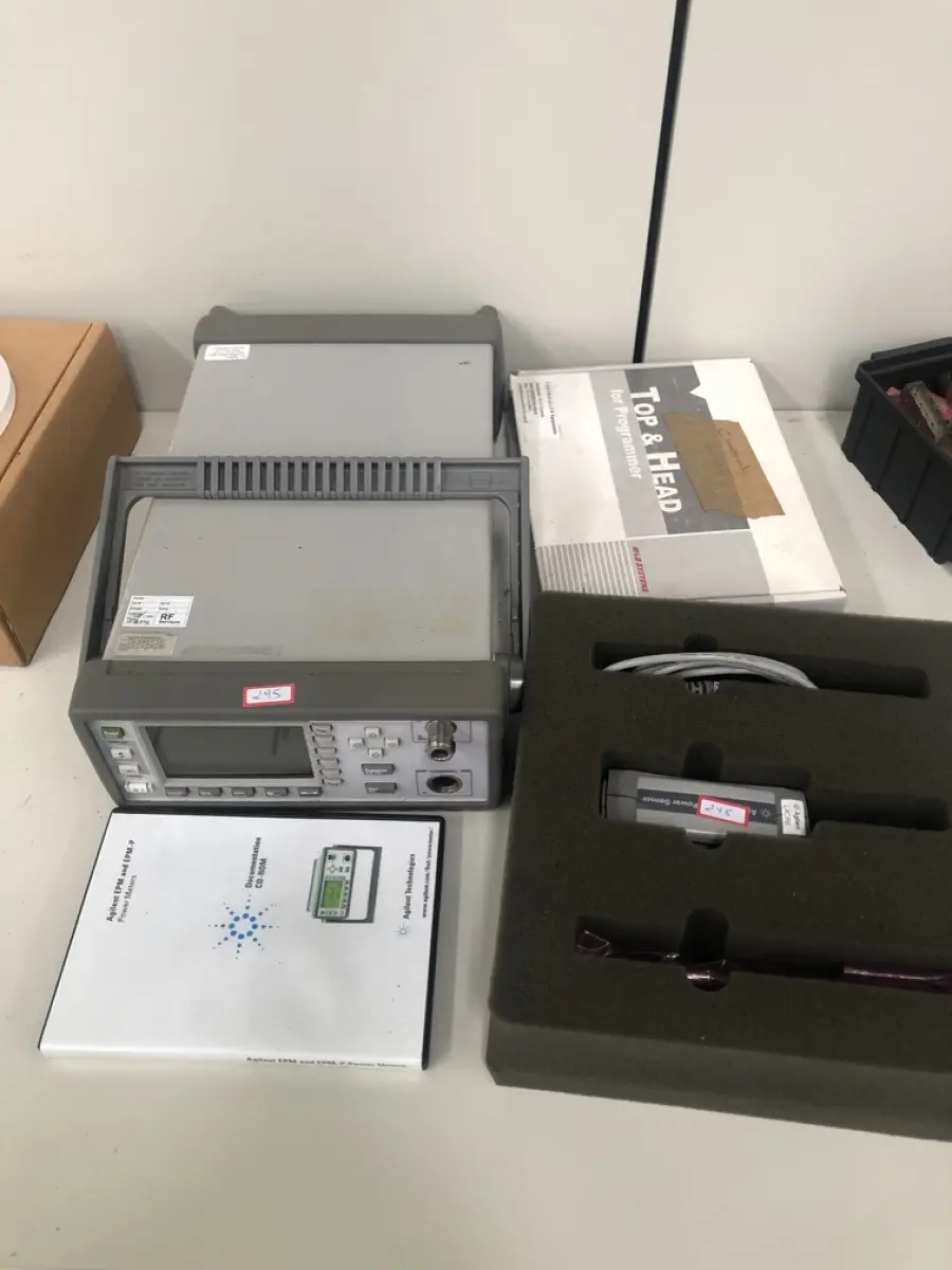 LOTE 245 - Equipamento teste 