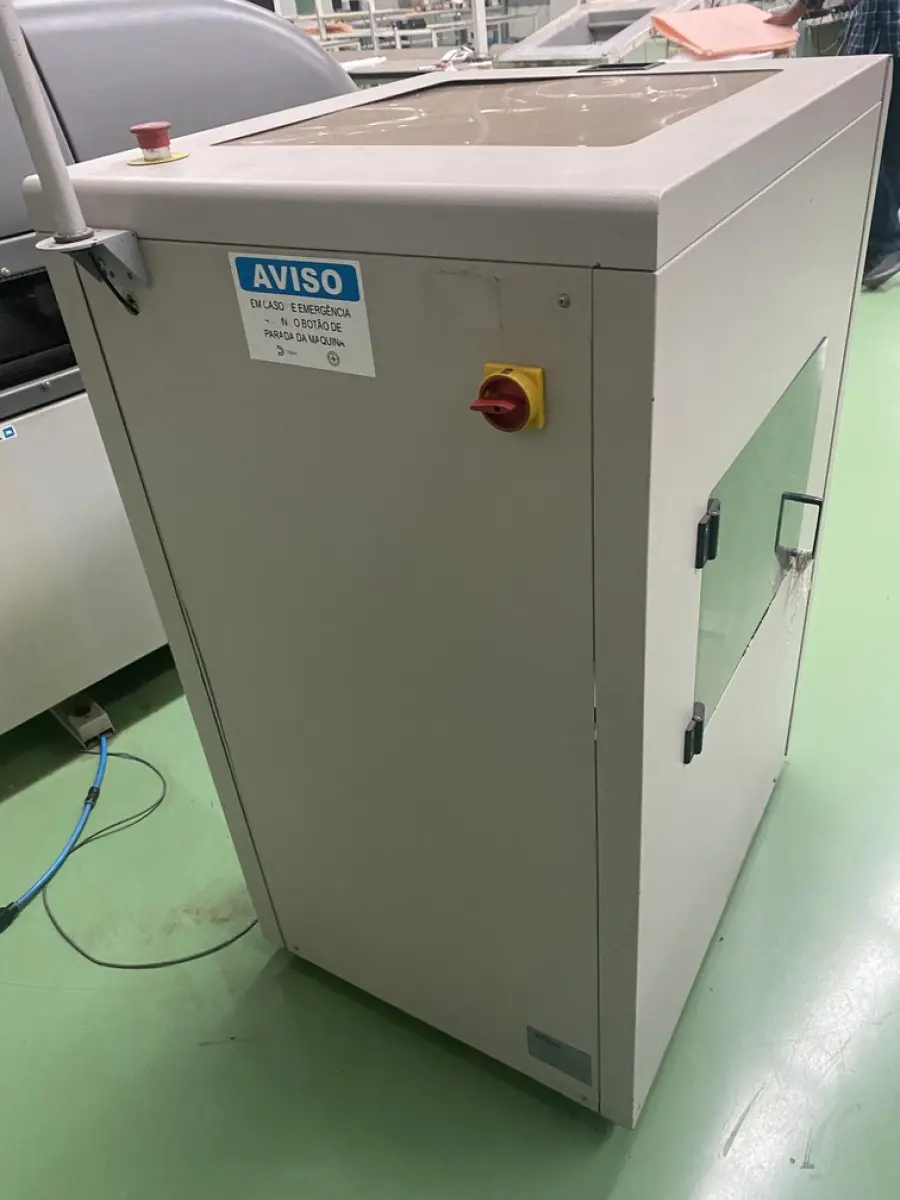 LOTE 571 - um Loader marca Lynx NTM210BL para 130 kg