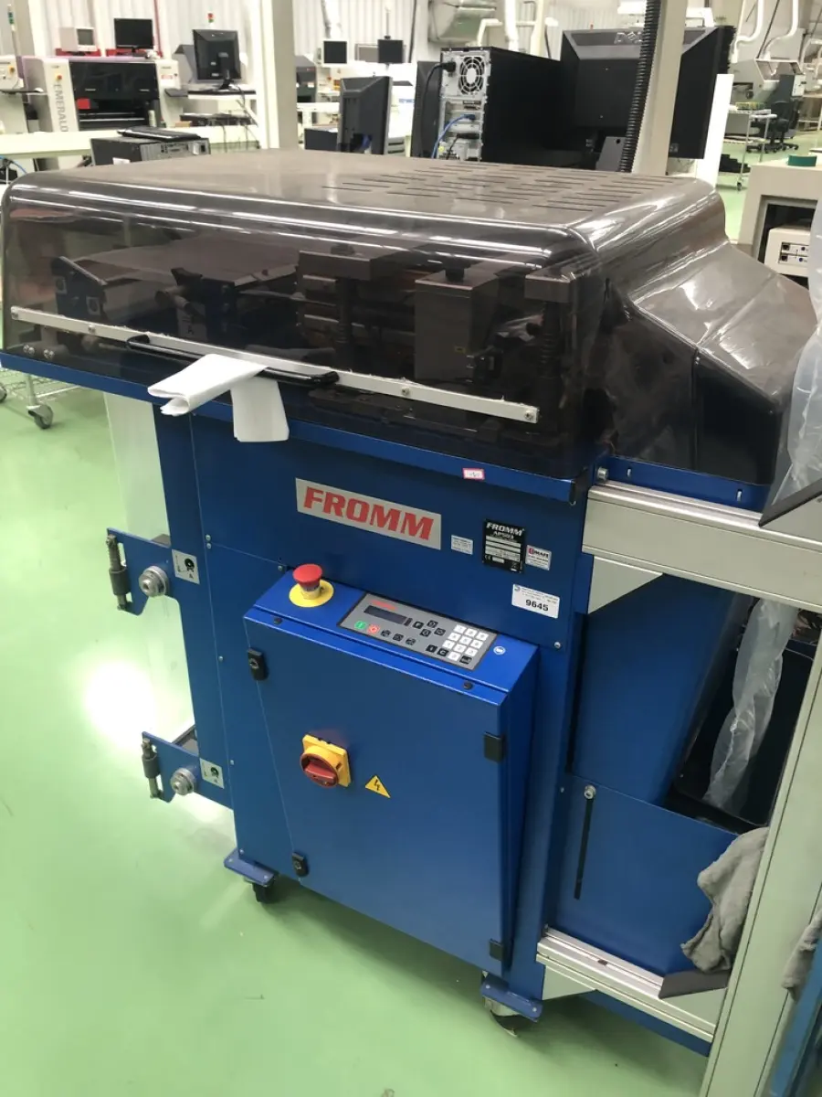 LOTE 460 - Maquina de enchimento de ar plastico Fromm AP 503