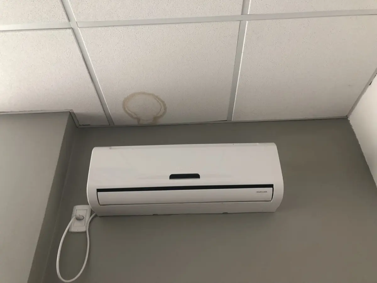 LOTE 001 - LOTE 1A STALKING HORSE. PRÉDIO E ALGUNS ITENS, ESCRITÓRIOS, REFEITÓRIO, AR CONDICIONADOS ETC