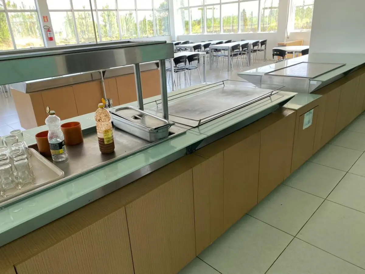 LOTE 001 - LOTE 1A STALKING HORSE. PRÉDIO E ALGUNS ITENS, ESCRITÓRIOS, REFEITÓRIO, AR CONDICIONADOS ETC