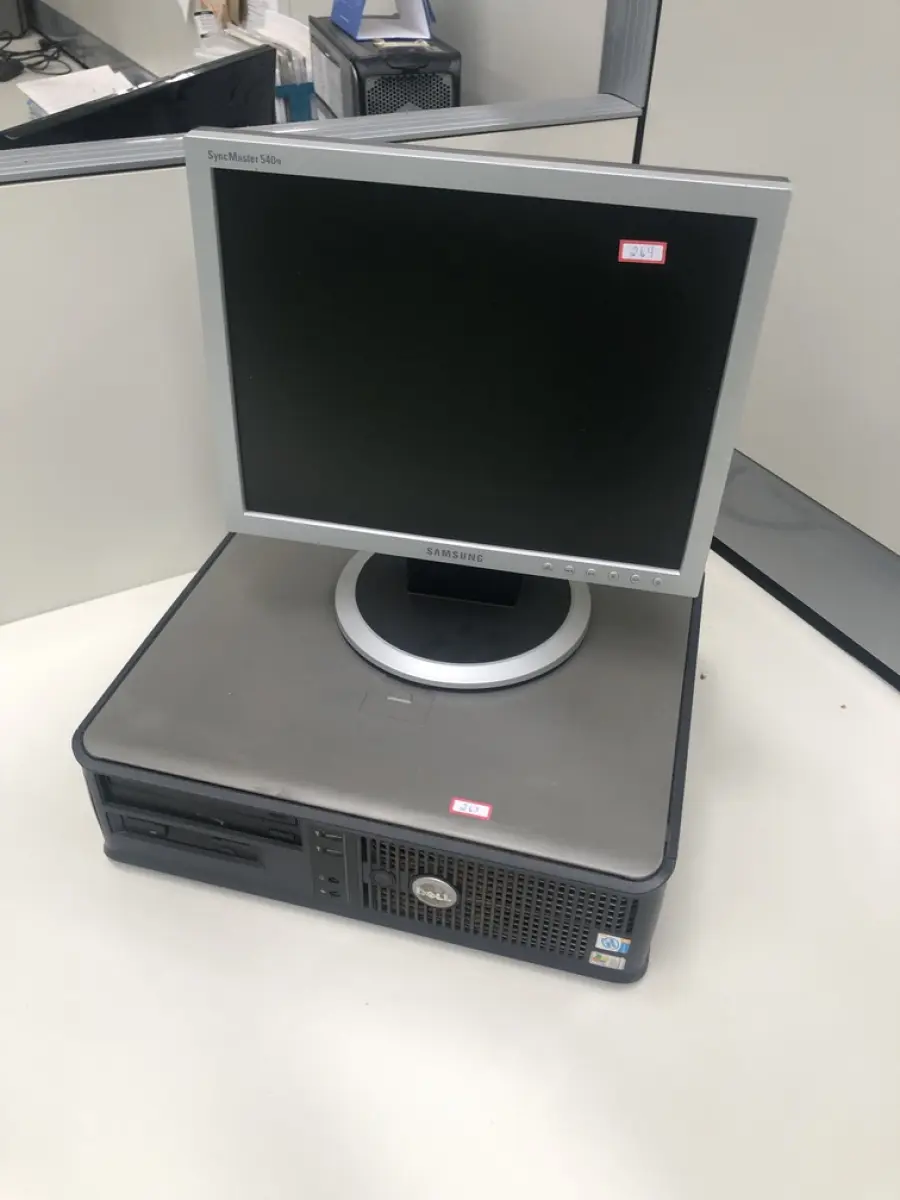 LOTE 264 - Monitor 
