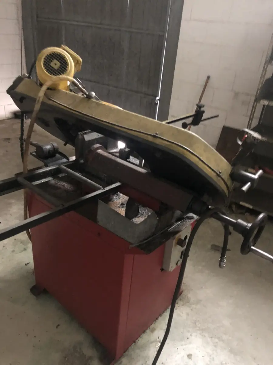 LOTE 556 - Serra de fita Starrett