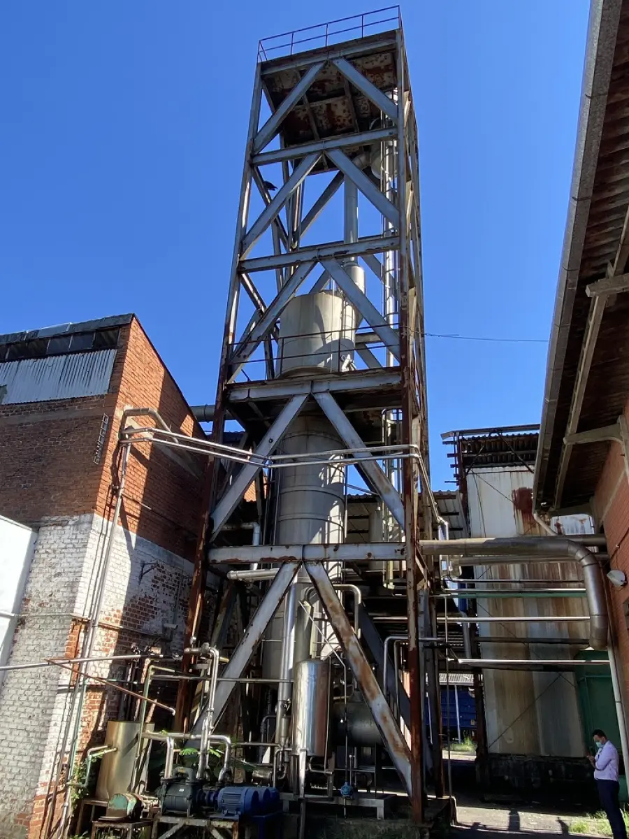 LOTE 001 - Tanques de extração de cor – Sistema de filtro à vácuo – Sistema de centrífuga e extração de óleo- Tanques de concentração – Câmara frigorífica – Tanque reservatório – etc