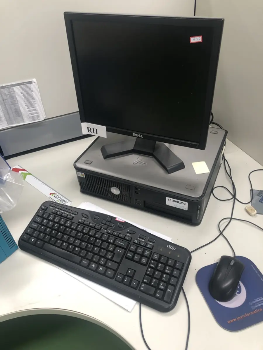 LOTE 232 - Cpu, monitor, teclado e mouse 
