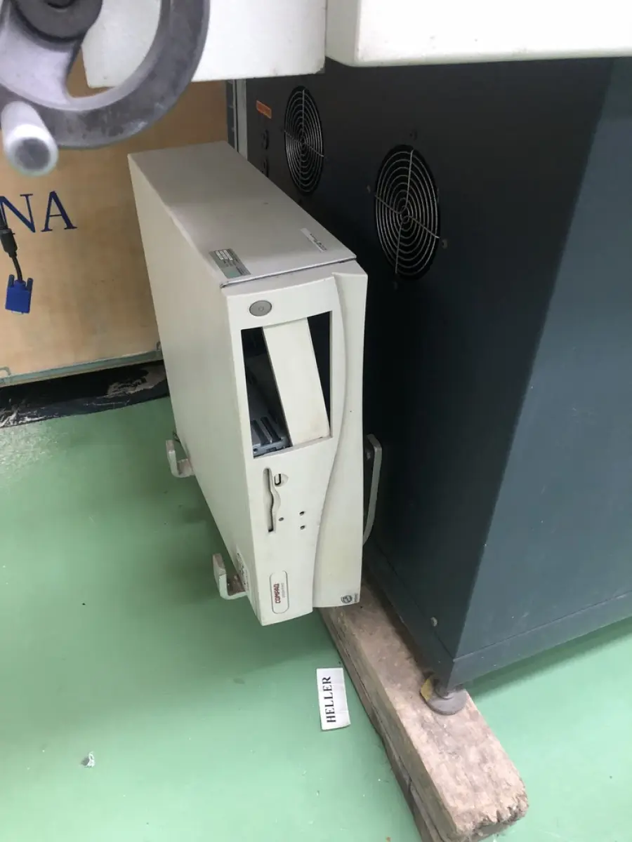 LOTE 362 - Forno de refusão CNC Heller 